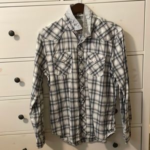 Mens long sleeve button up in plaid